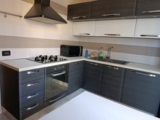 Cucina angolare Lube in buone condizioni