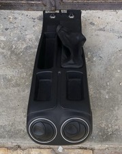 Tunnel centrale per Alfa Romeo 156 MY2004 Giugiaro, colore nero.