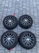 Pneumatici come nuovi e cerchi usati NIU - M da 15"