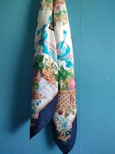 Sciarpa di seta usata Gucci Old Gucci modello cesto di frutta