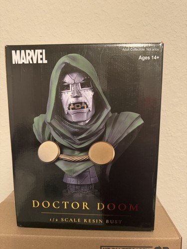Marvel doctor doom resin - 1:2,
