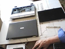 NOTEBOOK  TOSHIBA SATELLITE M70     PEZZI DI RICAMBIO