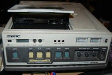 PLAYER PORTABLE  BETACAM SECAM