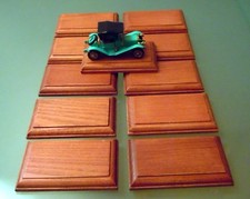 Piedistalli per modellini auto in legno rovere artigianali cm 10x6x1,5 cadauno