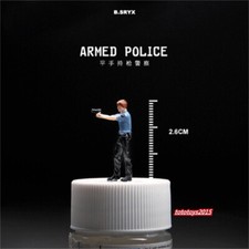 Modellino bambola 1/64 polizia