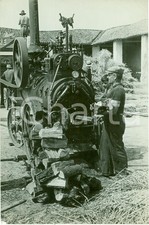 1930 ca MILANO Locomobile a vapore RUSTON PROCTOR e contadini *Fotografia