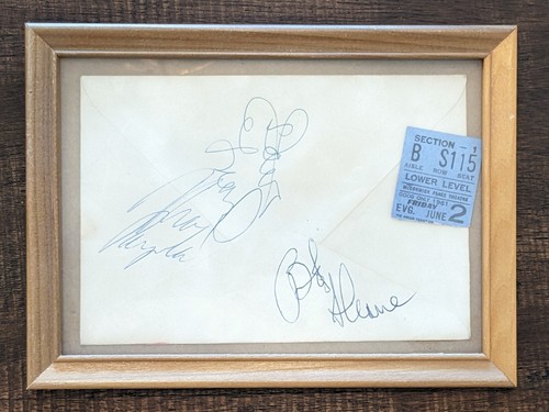 Kingston trio autographs - kingston,