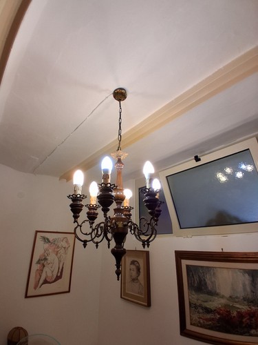 Lampadario antico legno - in,