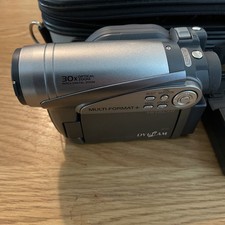 Hitachi DZ-GX5020E DVD Cam