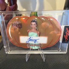 OLIVIA LIVVY DUNNE 2025 FOGLIA