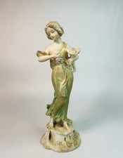 Antique Circa 1900 Art Nouveau Royal Vienna Ernst Wahliss Porcelain Figurine