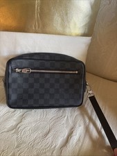 Louis Vuitton Pochette Kasai