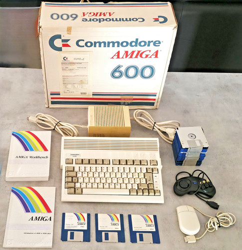 Commodore amiga 600 bianca 5mb - amiga,