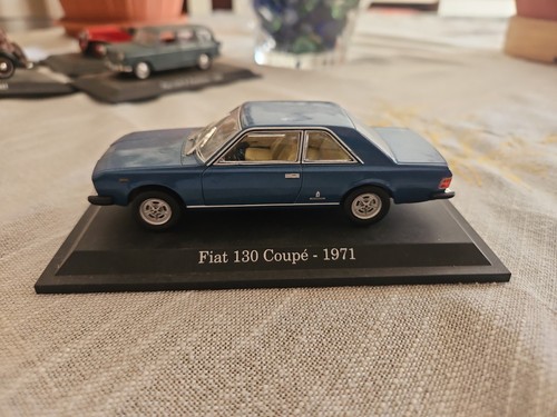 Fiat 130 coupe 1971 hachette - fiat,