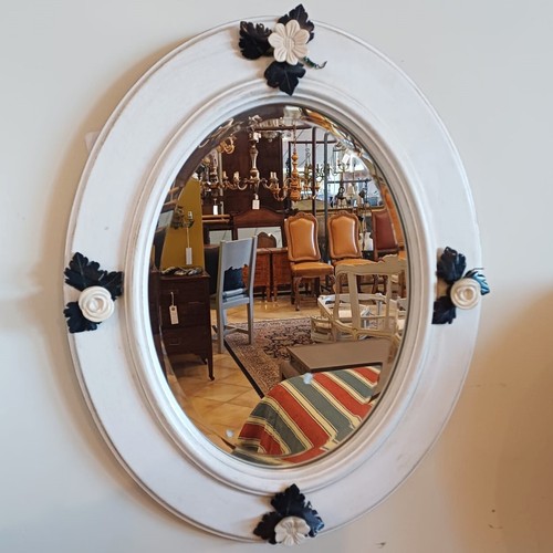 Cornice con specchio ovale - ,