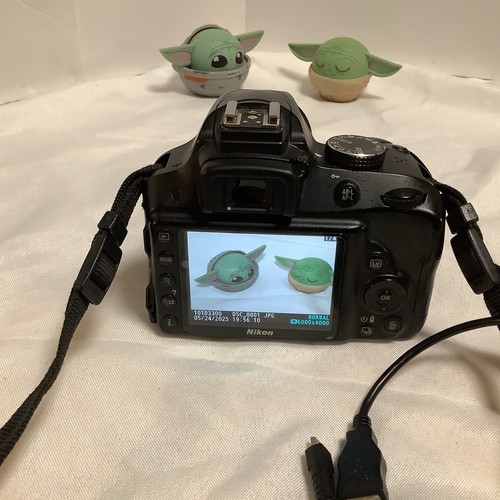 Nikon d3300 2mp digital slr - d3300,