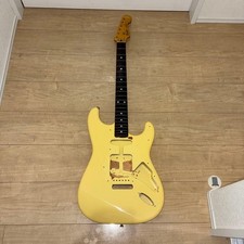 Fender Japan ST-33