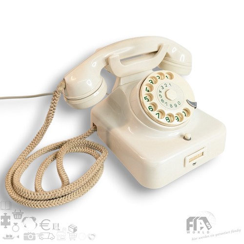 Vecchio telefono bachelite