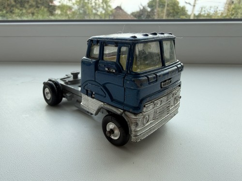 Camion cabina inclinabile