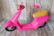 Winx Pink Bloom Scooter Vespa