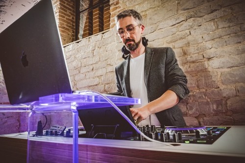 Mobile disc jockey servizio - dj,