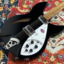 Rickenbacker 330