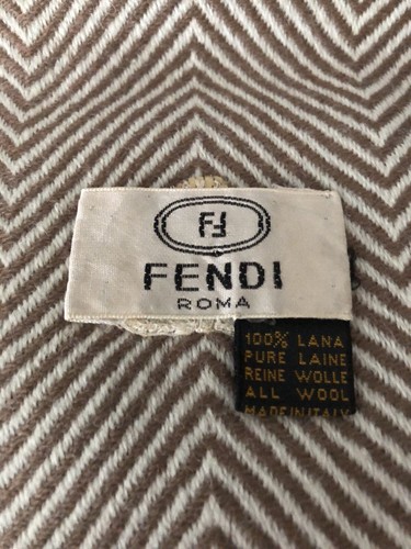 Rara sciarpa vintage fendi - vintage,
