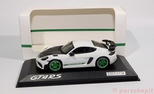 Porsche 718 Cayman GT4 RS