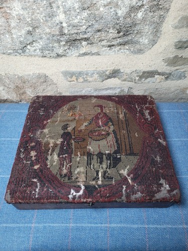 Antica scatola arazzo