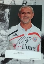 AUTOGRAFO GERD MULLER FOTO