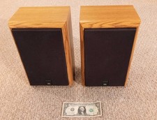 Coppia diffusori da libreria