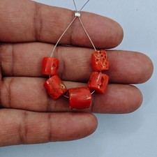 Perline di corallo marino