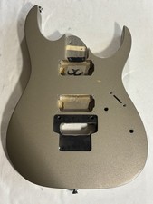 2001 Ibanez RG220B corpo