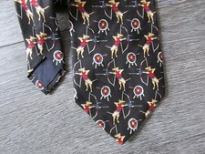 Cravatta in seta con fiocco e