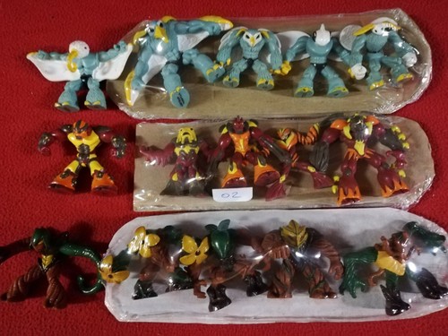 Lot 15 figurines - de,