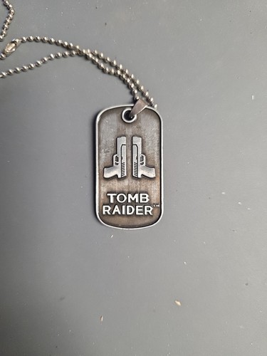 Collana lara croft tomb raider - tomb,