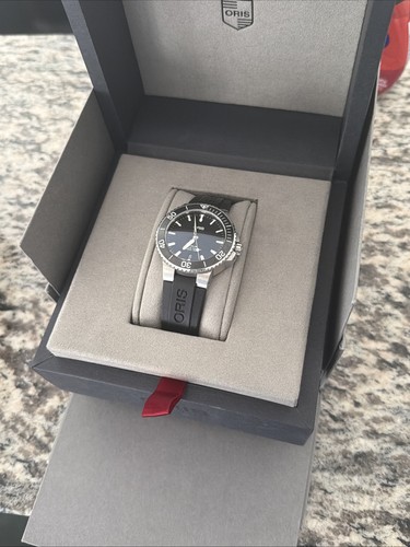 Oris aquis black face and - oris,