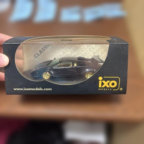Modellino auto ixo walter - auto, wolf