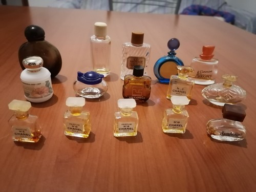 Lotto miniature di - , 15