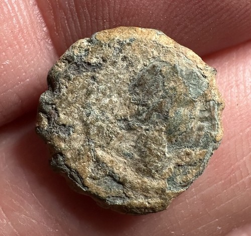 Moneta greca antica piccola