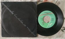 GENESIS - INVISIBLE TOUCH /
