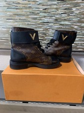 Stivali da donna Louis Vuitton Wonderland Ranger in pelle taglia 37,5