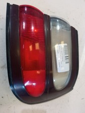 BA75EB18 faro posteriore destro NISSAN ALMERA I 1.4 GX LX 1995 668695