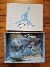 Air Jordan 4 SE University Blu