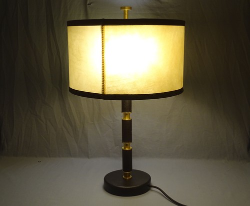 Lampada tavolo stile j - lampada,