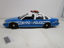 UT MODELS 1/18 BLUE/WHITE 1996