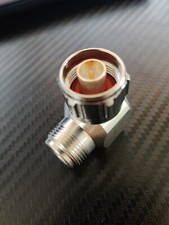 Adattatore connettore