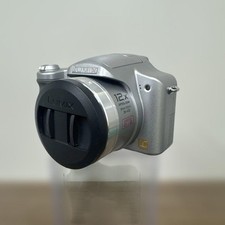 Panasonic LUMIX DMC-FZ7 Silver