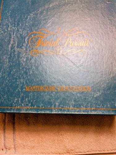 Trivial pursuit genus edition - genus,