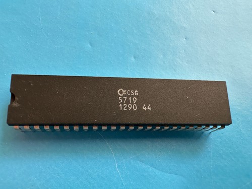 Commodore csg mos 5719 chip - csg/mos,